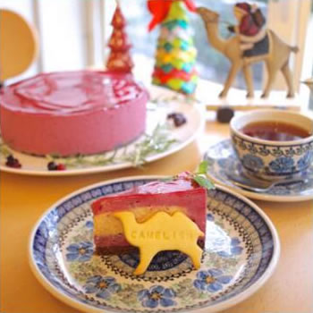 カシスとアールグレイのクリスマスムースケーキ写真