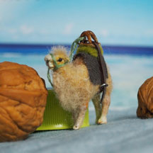 横4cm×高3.5cmの小さなラクダ